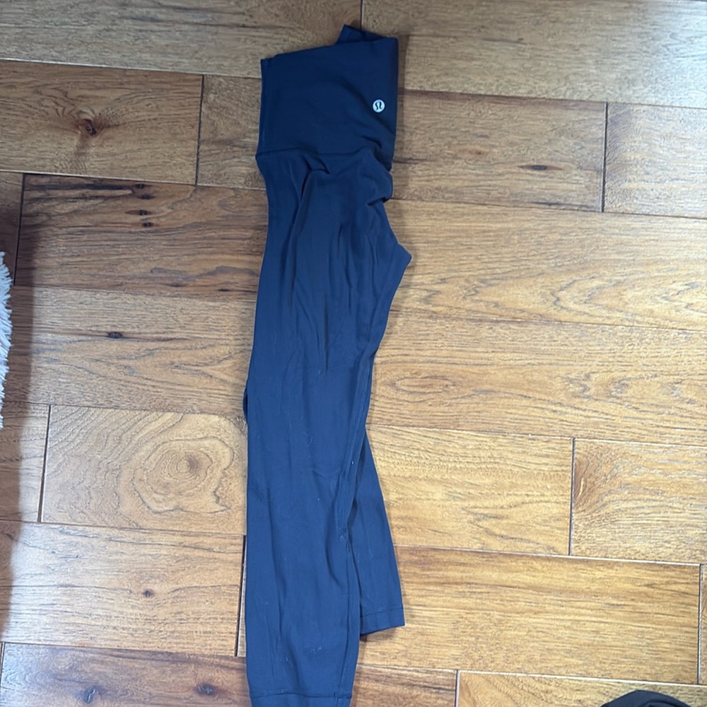 Blue size 2 lululemon cropped leggings